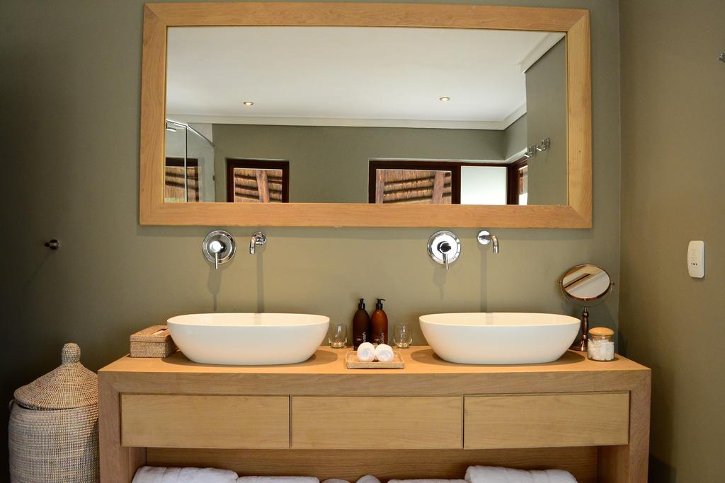 Mhondoro Safari Lodge & Villa Welgevonden Vadrezervátum Kültér fotó